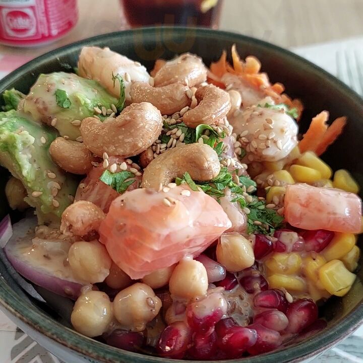 Mahalo Poké, Marbella