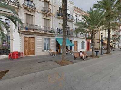 Pepe Y Pepa Vermuteria