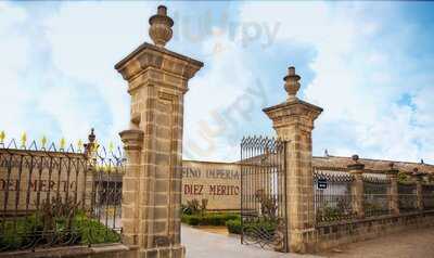 Despacho De Vinos Díez Mérito, Bodega El Cuadro