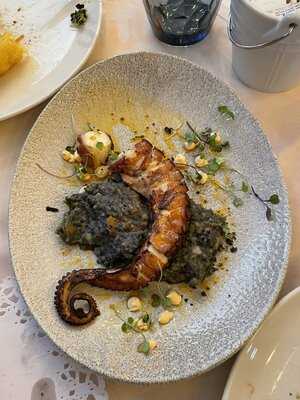 Abrásame Grill &taps