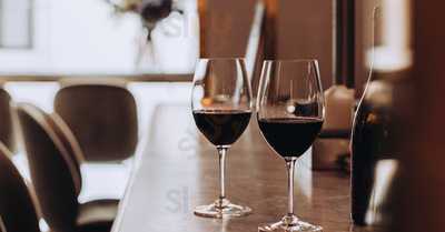 Le Bistro By Ocho Suites