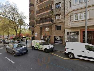 Juicy Avenue Sarrià