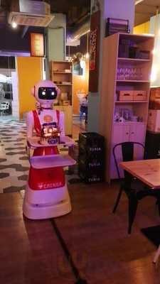 Crensa, Restaurante Robot