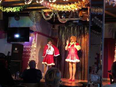 Decades Showbar Costa Teguise