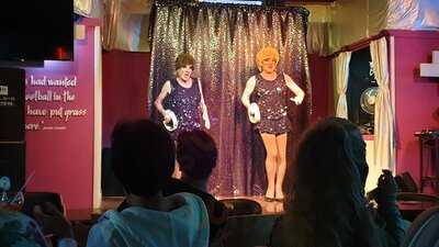 Decades Showbar Costa Teguise