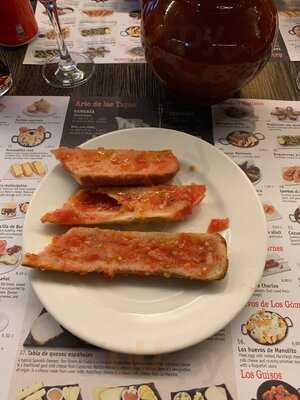 La Paellería, Paellas & Tapas