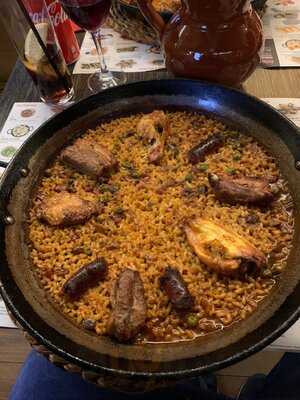 La Paellería, Paellas & Tapas - Photo 7