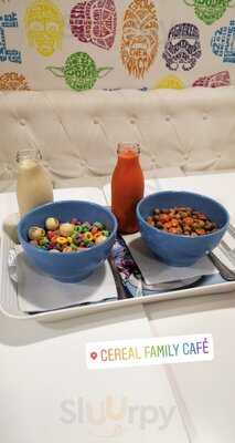 Cereal Family Café