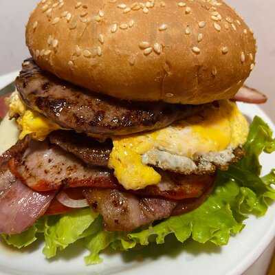 Cafeteria California