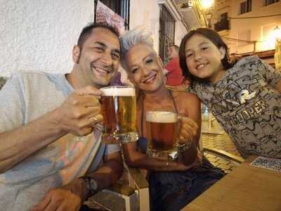 El Picoteo De Pintada