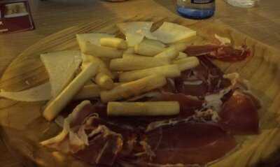 El Picoteo De Pintada