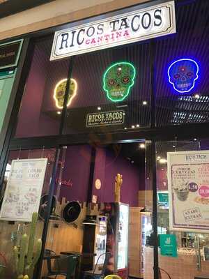 Ricos Tacos Sevilla Lagoh