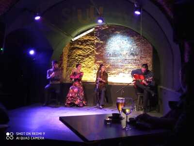 La Cueva De Lola Tablao Flamenco