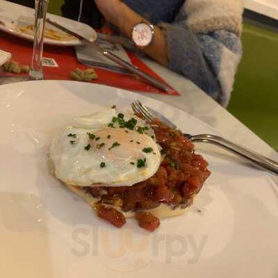 Los Manueles, Placeta Sillería