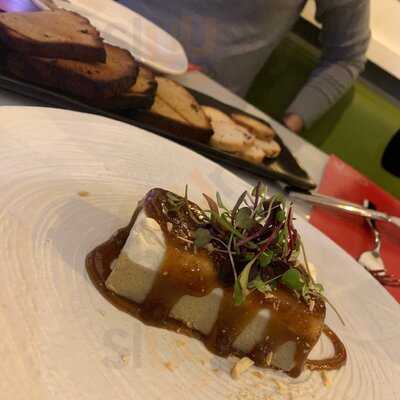 Los Manueles, Placeta Sillería