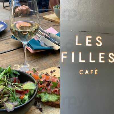 Les Filles Café