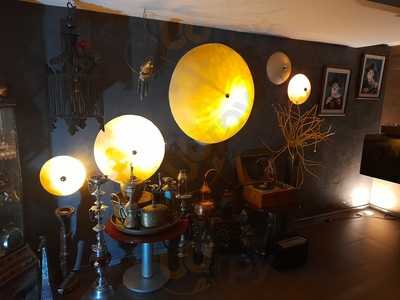 Ricks Cafe & Piano Bar