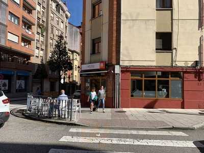 La Oficina De Santo Domingo