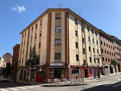 La Oficina De Santo Domingo