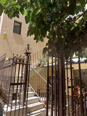 Los Manueles Monjas Del Carmen