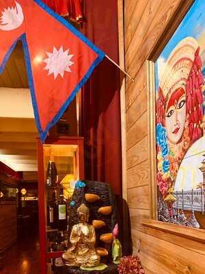 Lasun, Gastronomía Nepalí