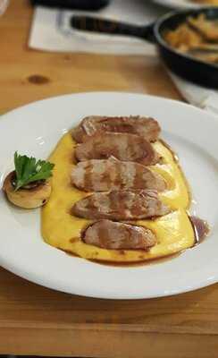 Spelta Café & Restaurante