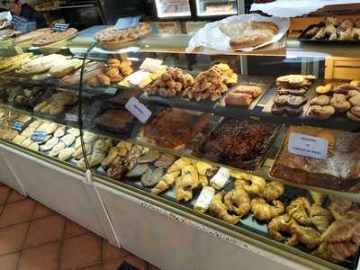 Panadería Pastelería Lugra