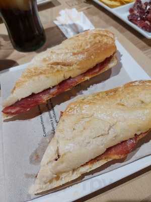 Enrique Tomás Jamon-tapas-vino