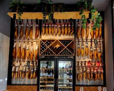 Enrique Tomás Jamon-tapas-vino