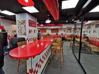 Five Guys Serrano