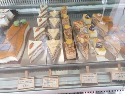 La Madera - Panadería Y Pastelería Artesanal