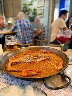 La Paella De Su