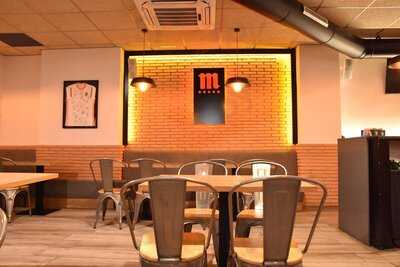 La Bodeguita De Al Lado