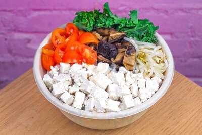 Hula Poke Food - Sagrada Familia