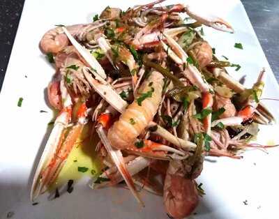 Bar Taperia Com A Casa