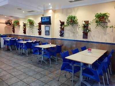 Bar Taperia Com A Casa