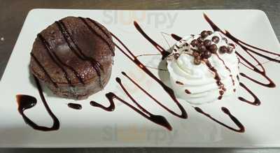 Bar Taperia Com A Casa