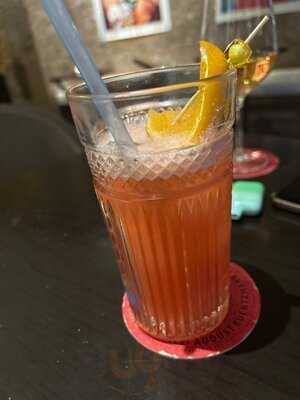 Cosmopolitan Marítimo Café