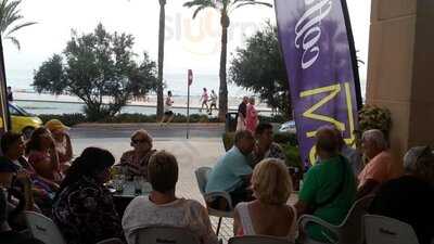 Los Lobos Drinks And More