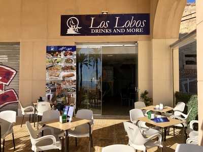 Los Lobos Drinks And More