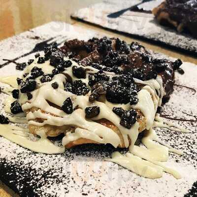 La Nocciola Burguers & Frankfurts & Crepes