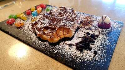 La Nocciola Burguers & Frankfurts & Crepes