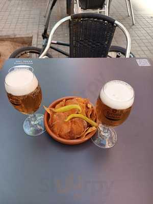 Bar Restaurant Clot De La Mel