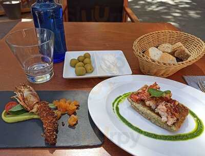 Plaza España Tapas Bar