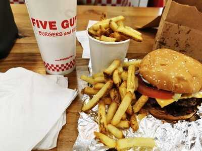 Five Guys Sevilla Lagoh