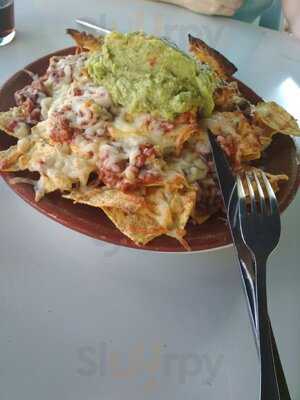 Cafeteria La Vecinita - Photo 7