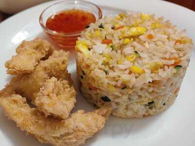 M.c. Fusio Asiática Restaurant