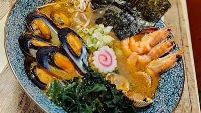 M.c. Fusio Asiática Restaurant