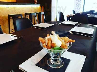 Cosa Nuestra, Gastrobar