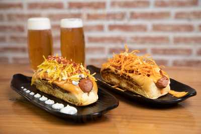 Pura Vida Green Bar & Market